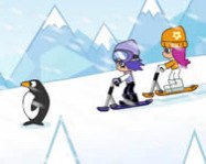 Puppygirls in snow scooter online pingvines játék